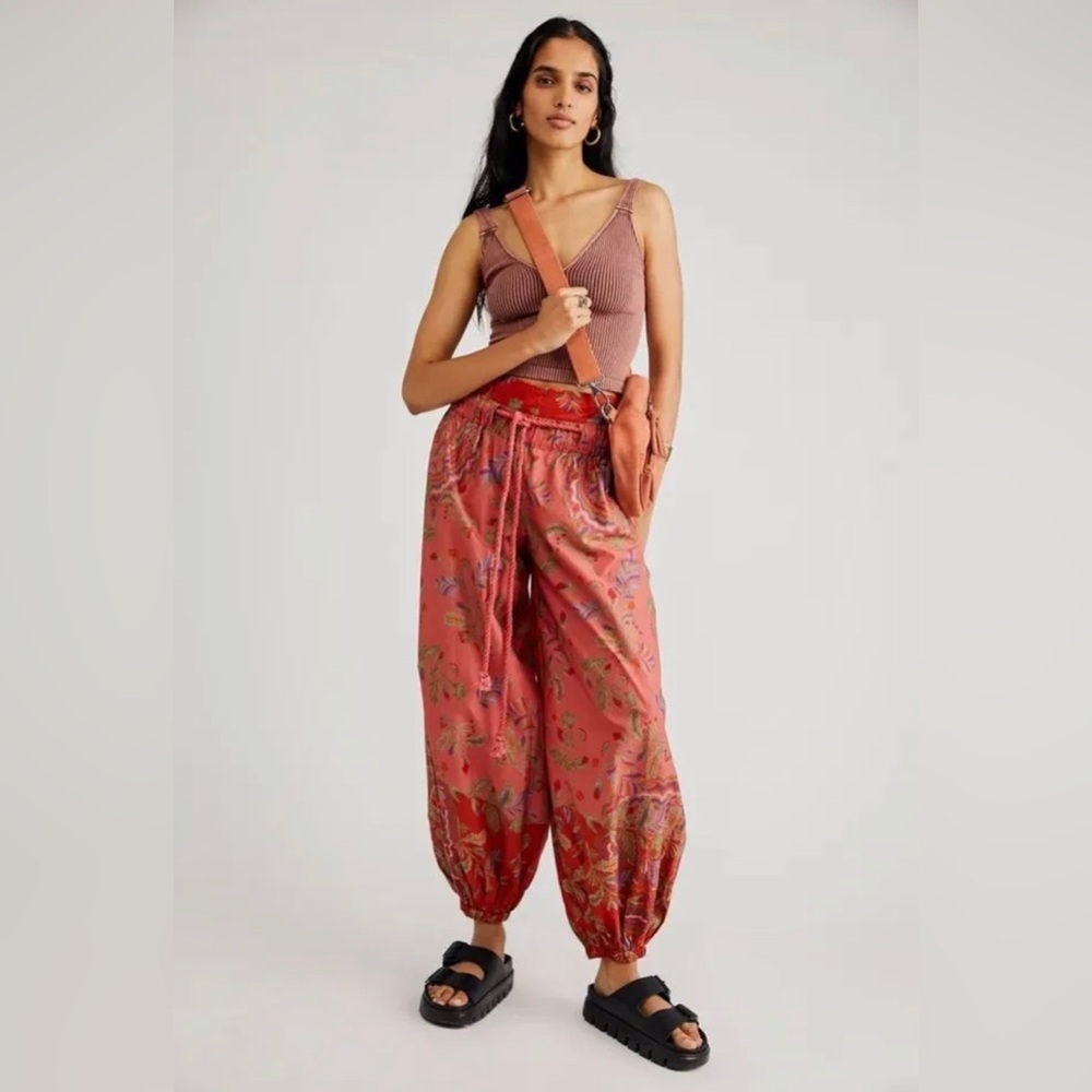NEW Free People “Remember When” Tapered Floral Harem Pants xs/s